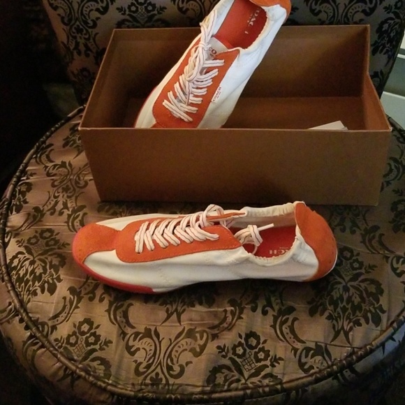 Sneakers - Picture 2 of 3